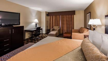 Best Western Plus Gold Country Inn - image 9