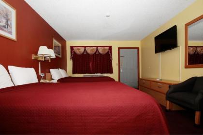 Regency Inn - image 11