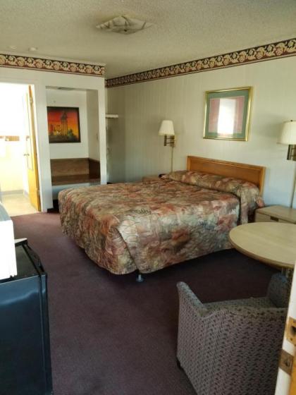 Americas Best Value Inn Winnemucca - image 2