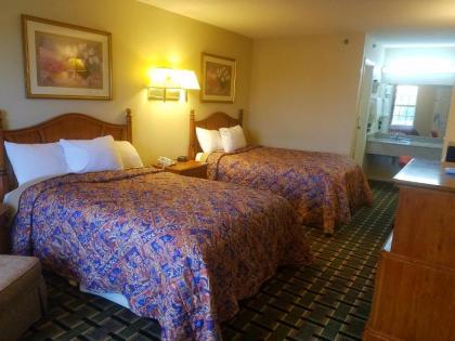 Americas Best Value Inn-Winnsboro - image 10