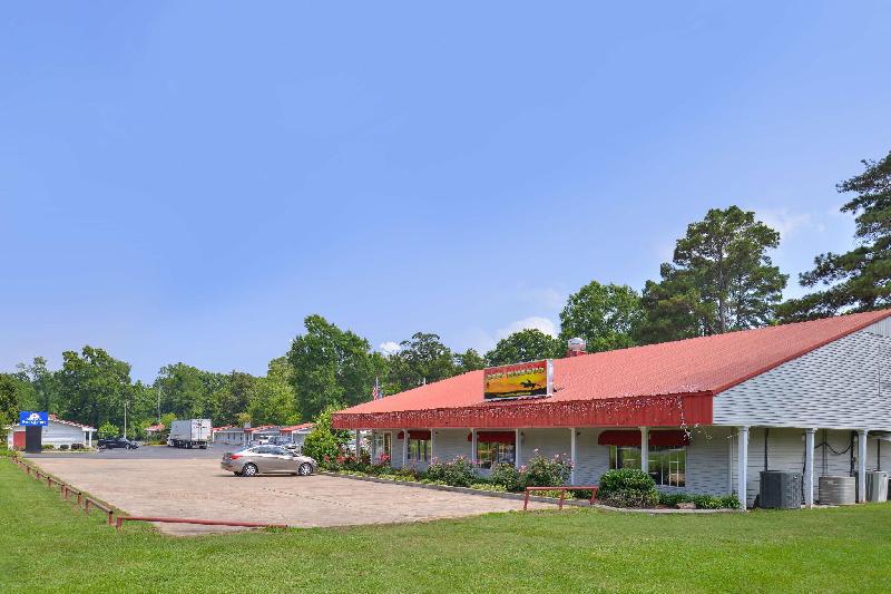 Americas Best Value Inn Winnsboro LA - main image