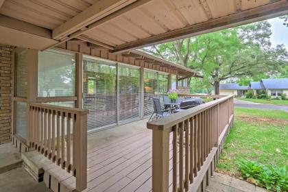 Restful Winnsboro Family Home Walk to Main Street - image 3