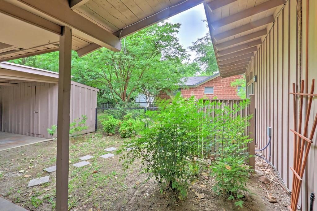 Restful Winnsboro Family Home Walk to Main Street - image 7