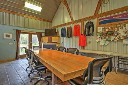 Unique Renovated Winona Barn with 2 Decks on 80 Acres - image 9