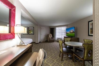 DoubleTree by Hilton Winston Salem - University NC - image 8