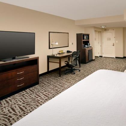 Hilton Garden Inn Winston-Salem/Hanes Mall - image 11