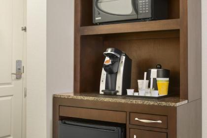 Hilton Garden Inn Winston-Salem/Hanes Mall - image 15