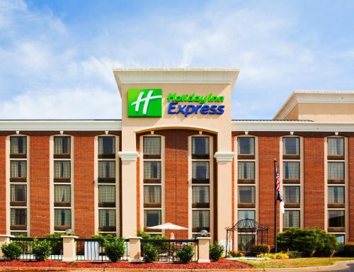 Holiday Inn Express Winston-Salem Medical Ctr Area - main image