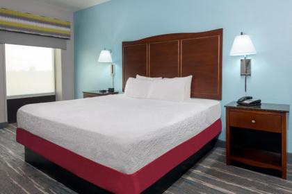 Hampton Inn & Suites Winston-Salem/University Area - image 3