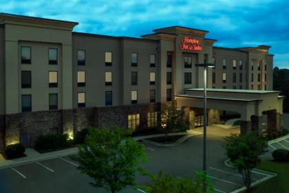 Hampton Inn & Suites Winston-Salem/University Area - image 9