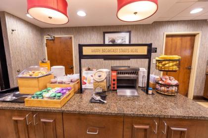 Hampton Inn Winston-Salem Hanes Mall - image 11