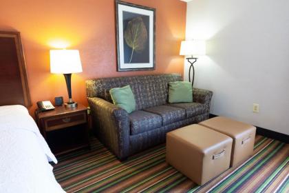 Hampton Inn Winston-Salem Hanes Mall - image 9