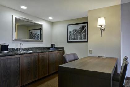 Embassy Suites Winston-Salem - image 4