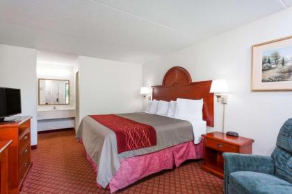 Days Inn by Wyndham Winston Salem North - image 6