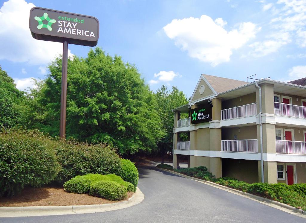 Extended Stay America Suites - Winston-Salem - Hanes Mall Blvd - main image