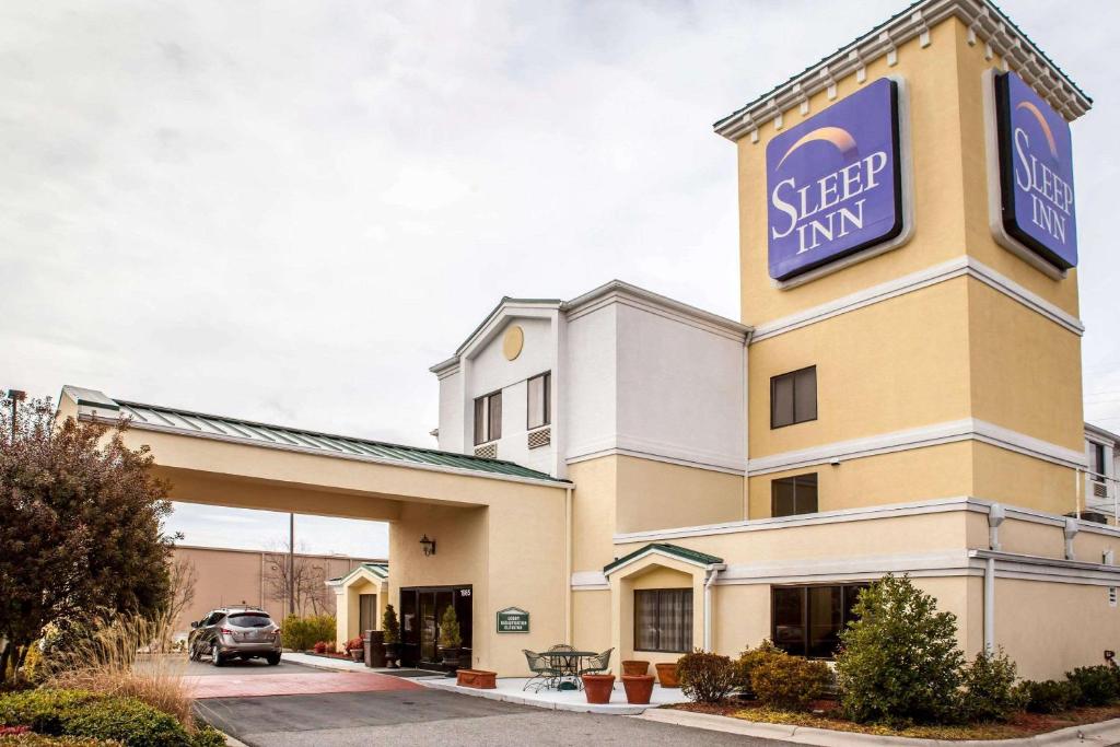 Sleep Inn Hanes Mall - main image