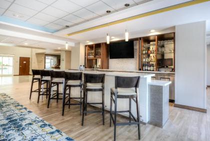 Fairfield Inn & Suites by Marriott Winston-Salem Downtown - image 7