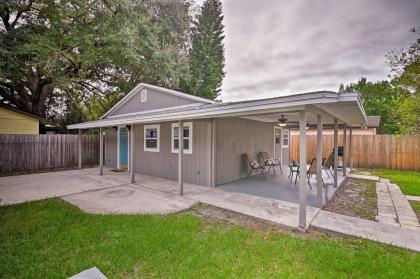 Modern Bungalow with Gas BBQ Short Walk to Downtown - image 15