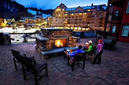 Base Village Ski In-Out Luxury Condo #4375 Huge Hot Tub & Great Views - FREE Activities & Equipment Rentals Daily - image 5