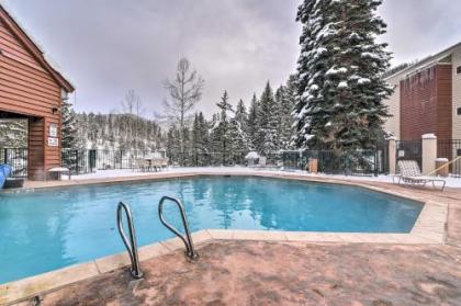 Ski-In and Ski-Out Winter Park Condo with Amenity Access - image 5