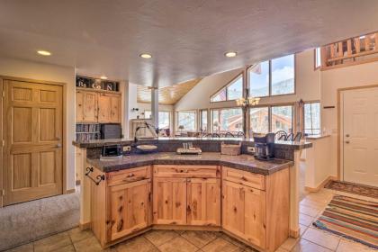 Penthouse with Hot Tub Access Less Than 1 Mi to Lifts - image 10