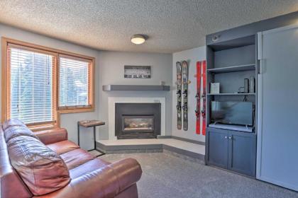 Cozy Ski-In and Out Winter Park Studio with Pool! - image 1