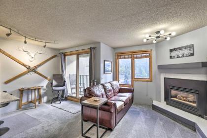 Cozy Ski-In and Out Winter Park Studio with Pool! - image 11