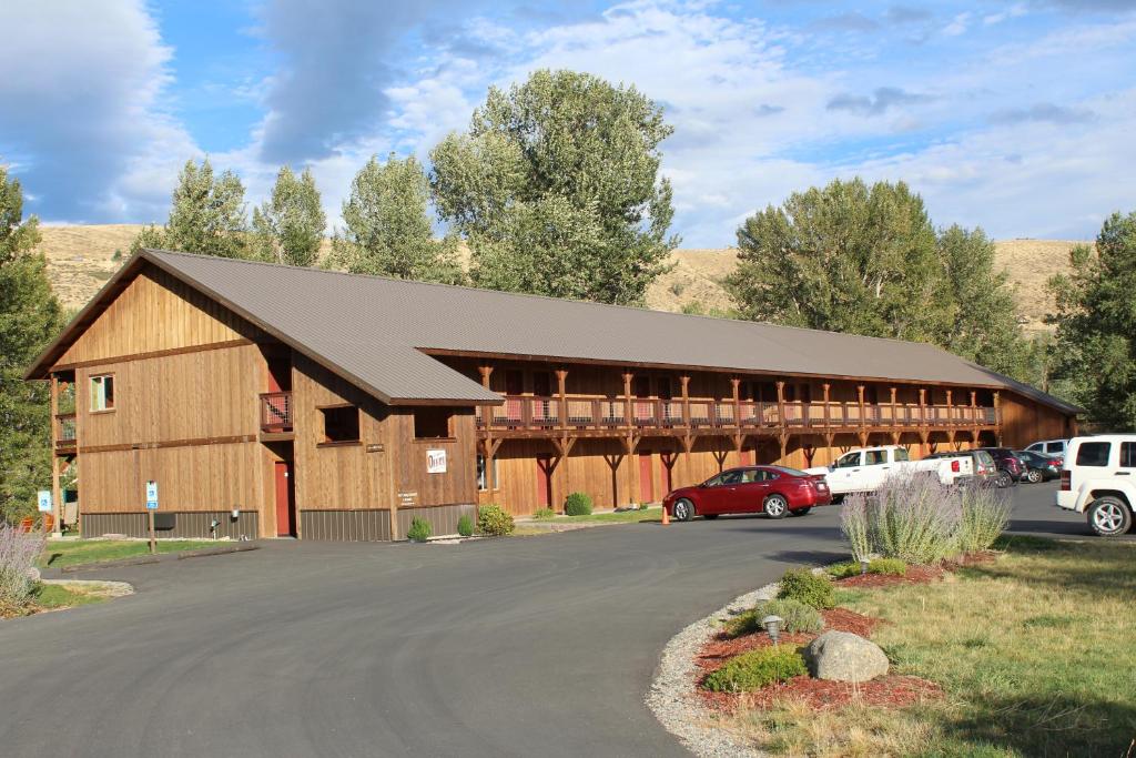 Methow River Lodge - image 2