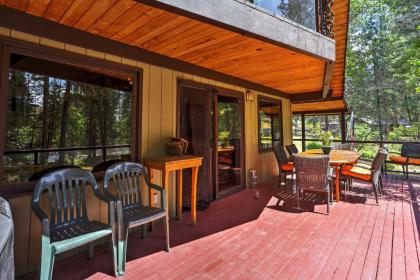 Riverside Winthrop Chalet with Hot Tub and 2 Decks! - image 12