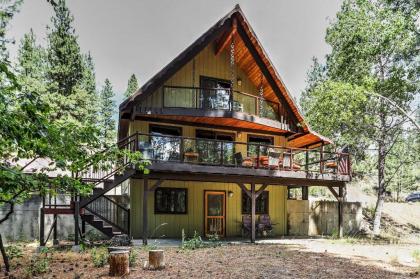 Riverside Winthrop Chalet with Hot Tub and 2 Decks! - image 14