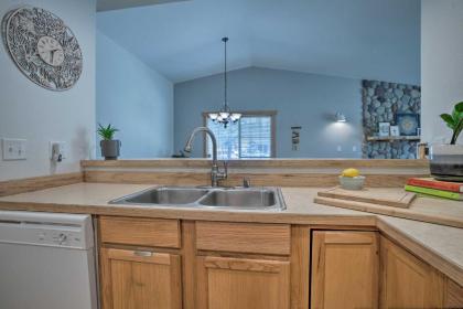 Modern Condo Comforts Near Town and Ski Trails! - image 10