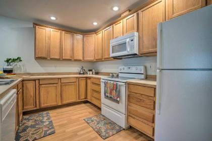 Modern Condo Comforts Near Town and Ski Trails! - image 9