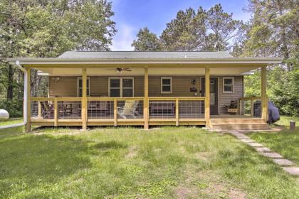 Cabin with Kayaks Situated on the Wisconsin River! - image 17