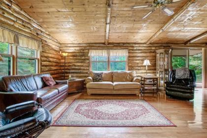 Oxford Log Cabin