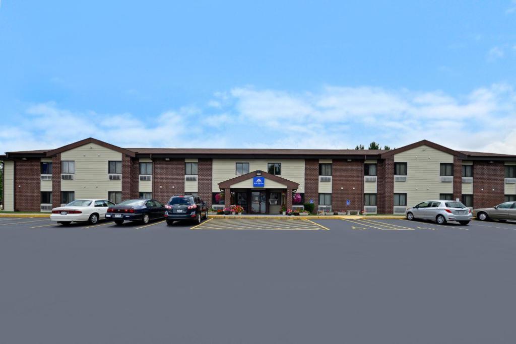 Americas Best Value Inn Wisconsin Rapids - main image