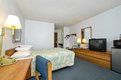 Americas Best Value Inn Wisconsin Rapids - image 11