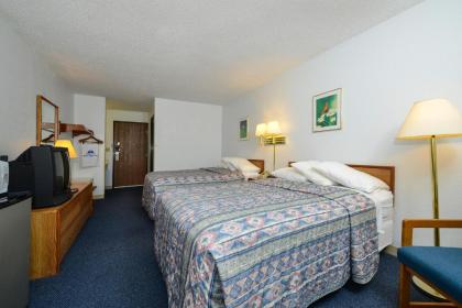 Americas Best Value Inn Wisconsin Rapids - image 14