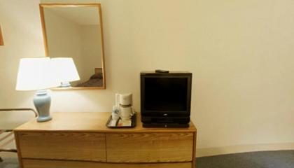 Americas Best Value Inn Wisconsin Rapids - image 5