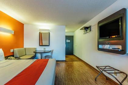 Motel 6-Wisconsin Rapids WI - image 10