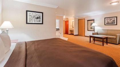 Best Western Wittenberg Inn - image 9