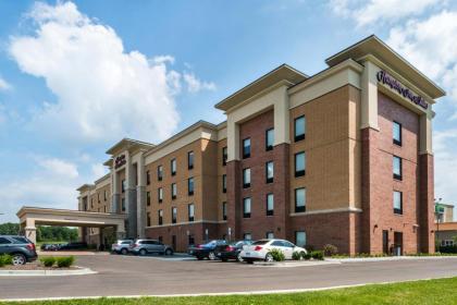 Hampton Inn & Suites Wixom/Novi/Detroit Mi - image 6