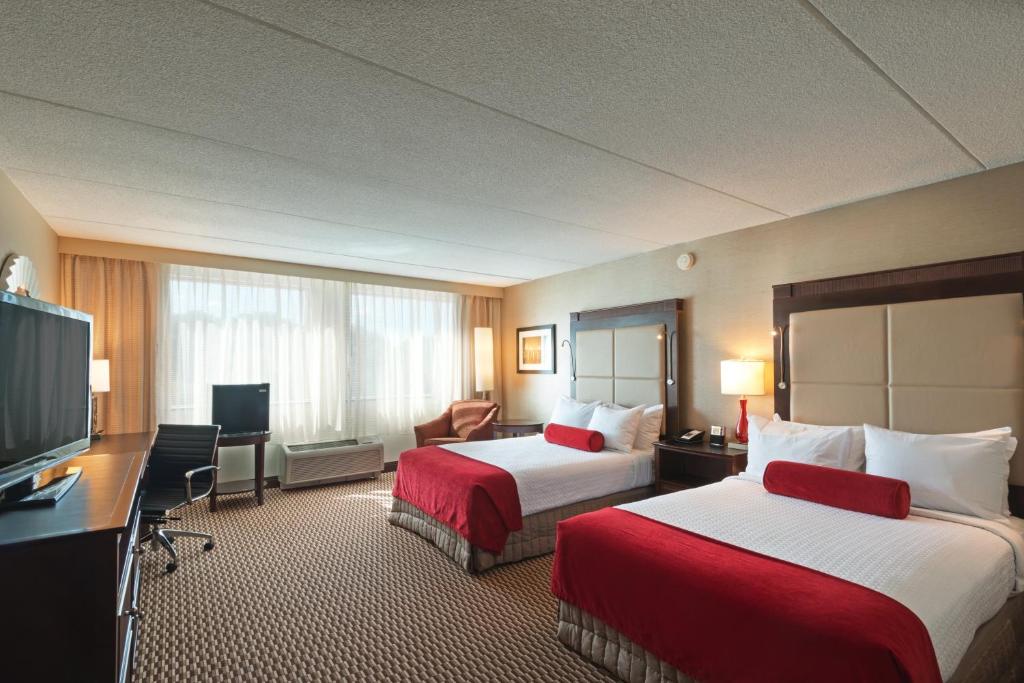 Crowne Plaza Boston - Woburn an IHG Hotel - image 6