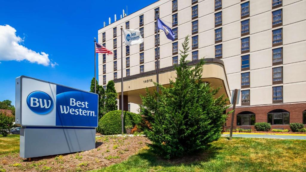 Best Western Potomac Mills - image 2