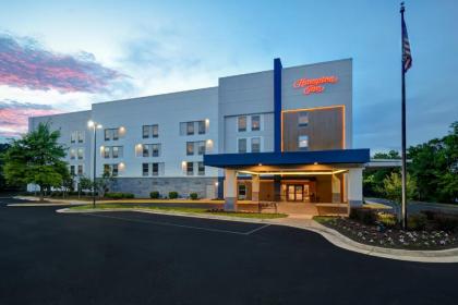 Hampton Inn Woodbridge - image 12