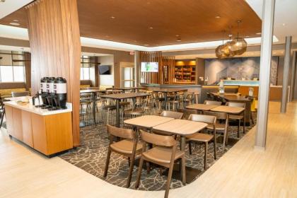 SpringHill Suites by Marriott Woodbridge - image 9