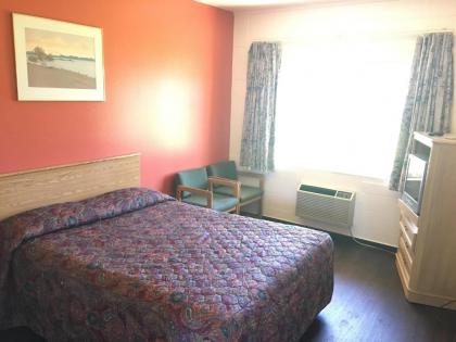 Budget Inn Motel - image 11