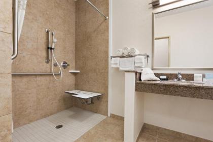 Hampton Inn Minneapolis St. Paul-Woodbury - image 13