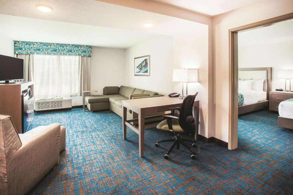 La Quinta by Wyndham St. Paul-Woodbury - image 6