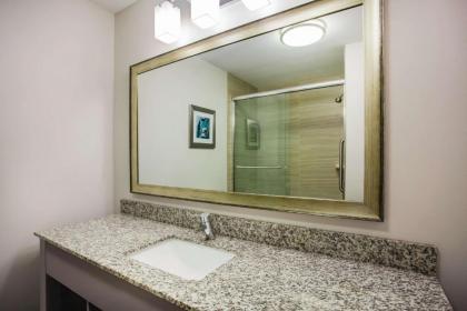 La Quinta by Wyndham St. Paul-Woodbury - image 7