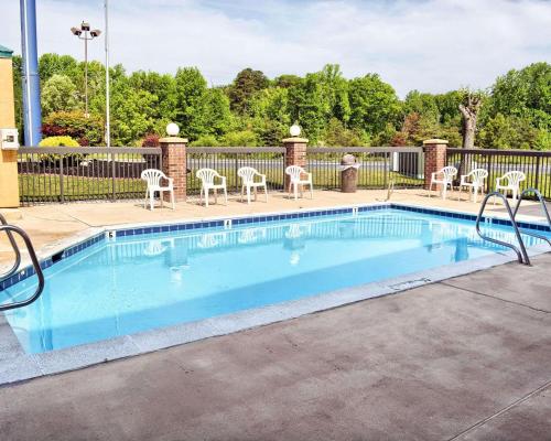 Quality Inn Thornburg - image 7